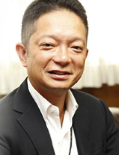 西賀徹様